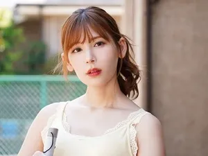 Em streamer vú to khoe lồn để tăng tương tác